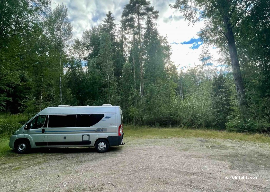 (04840) Hautjärvi - 189 Saittarontie — foto