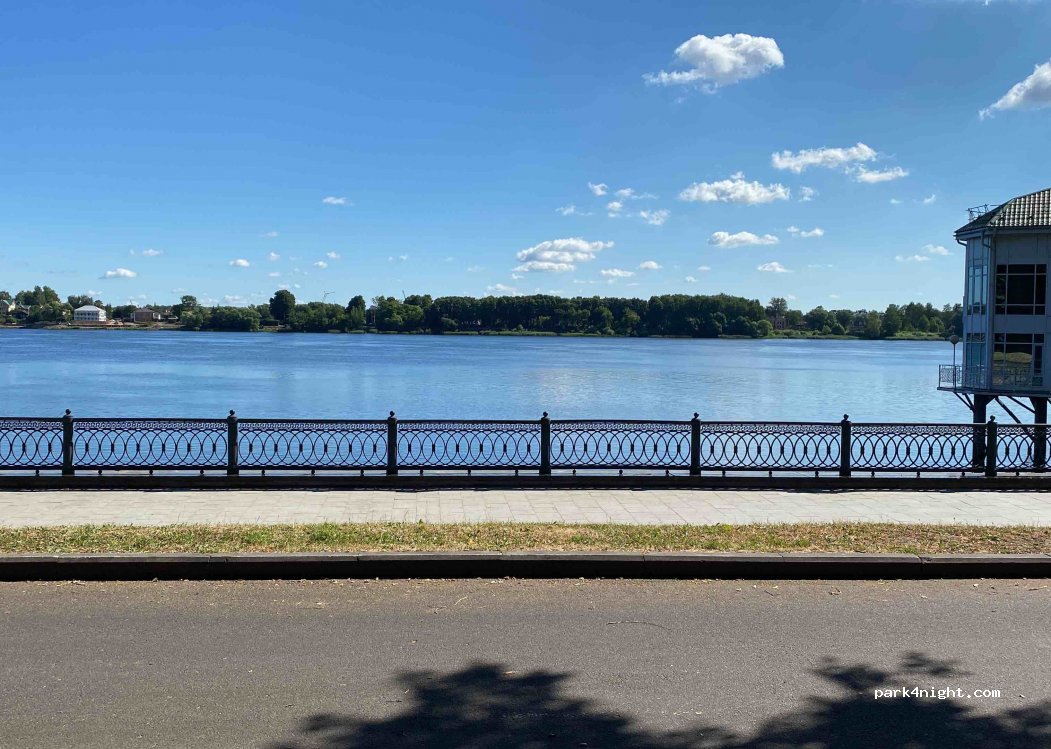 (150000) Yaroslavl' - 2б Volzhskaya Naberezhnaya — foto