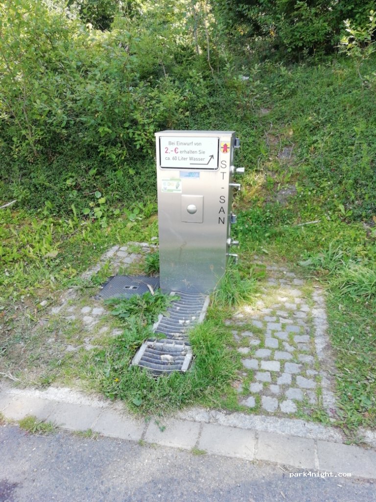 Wohnmobilstellplatz an der Stabkirche in Goslar — foto 2