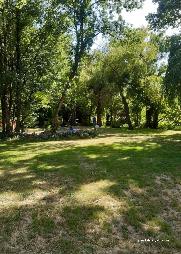 (79500) Melle - 2 Route de Saint-Jean d'Angély Charza — foto 2