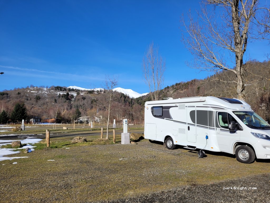 (63790) Chambon-sur-Lac - La Vergne — foto 2