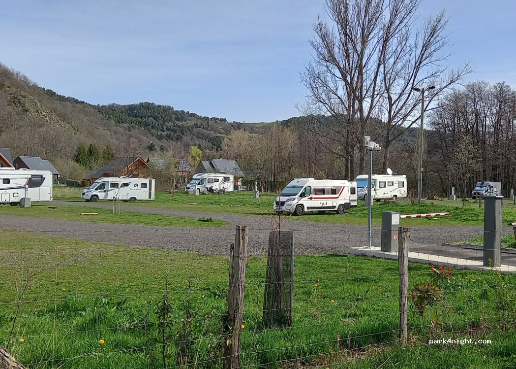 (63790) Chambon-sur-Lac - La Vergne — foto 4