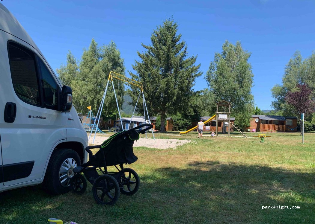 CARAVANEIGE LES BUISSONNETS — foto