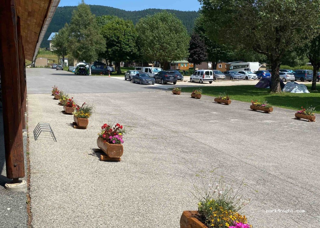 CARAVANEIGE LES BUISSONNETS — foto 3