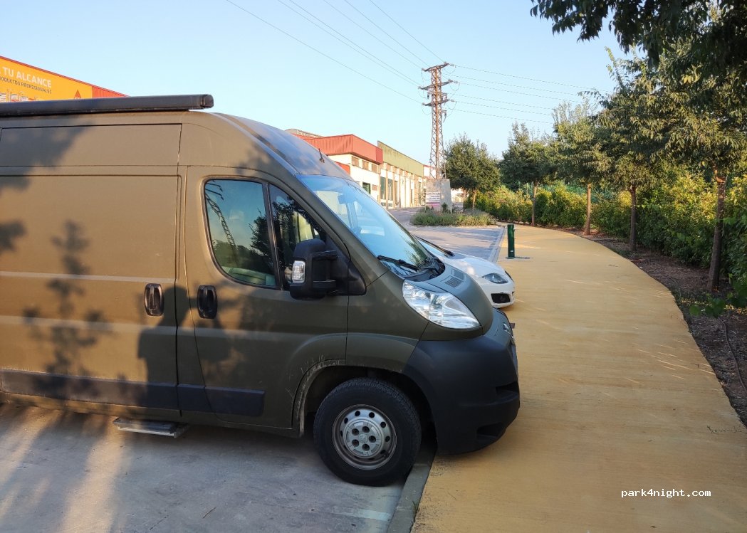 (46870) Ontinyent - 1 Avinguda del Torrater — foto