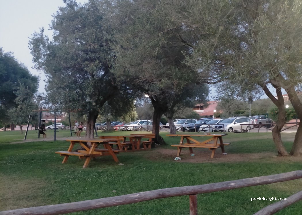 (07052) San Teodoro - 16 Via Golfo Aranci — foto 2