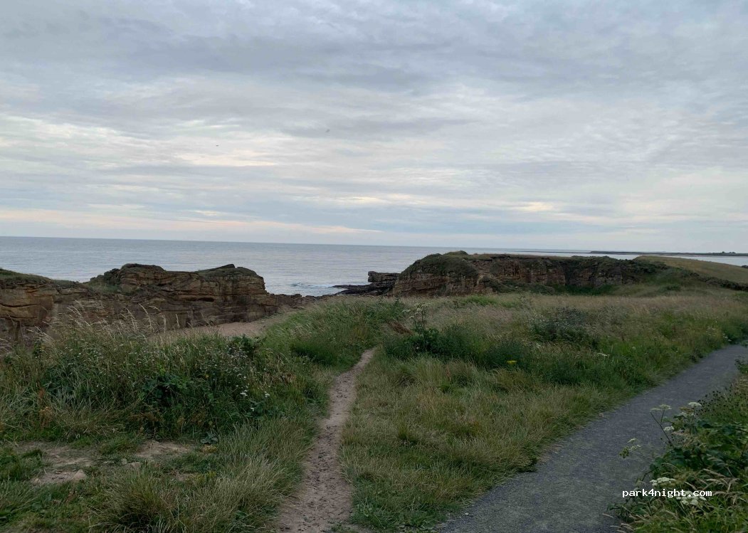 (NE66 3LH) Alnwick - Unnamed Road — foto