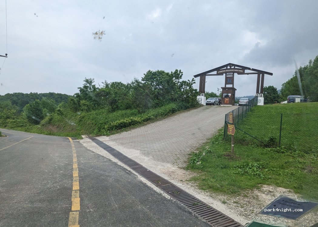 (81100) Aydınpınar - Unnamed Road — foto 4