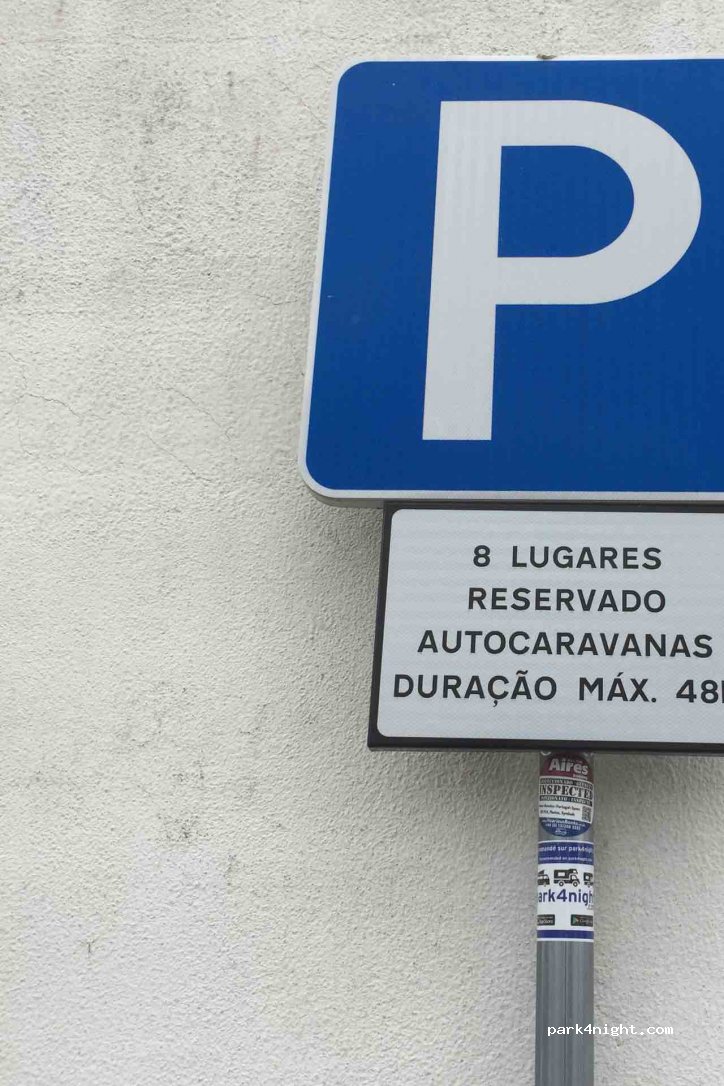 (3260) Figueiró dos Vinhos - 3 Rua 25 de Abril — foto 2