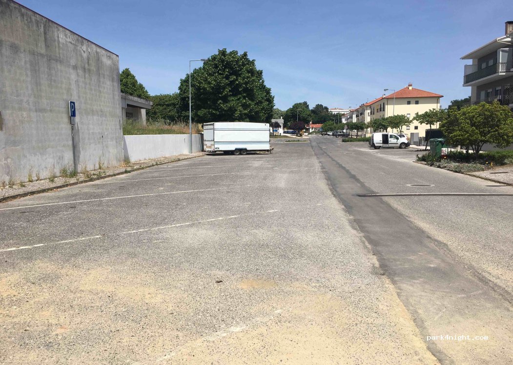 (3260) Figueiró dos Vinhos - 3 Rua 25 de Abril — foto 4