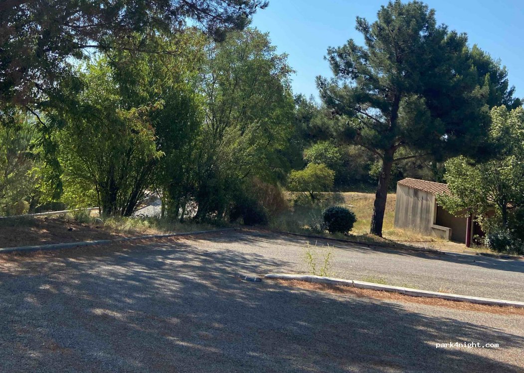 (04100) Manosque - 612 Montée de Saint-Martin-les-Eaux — foto