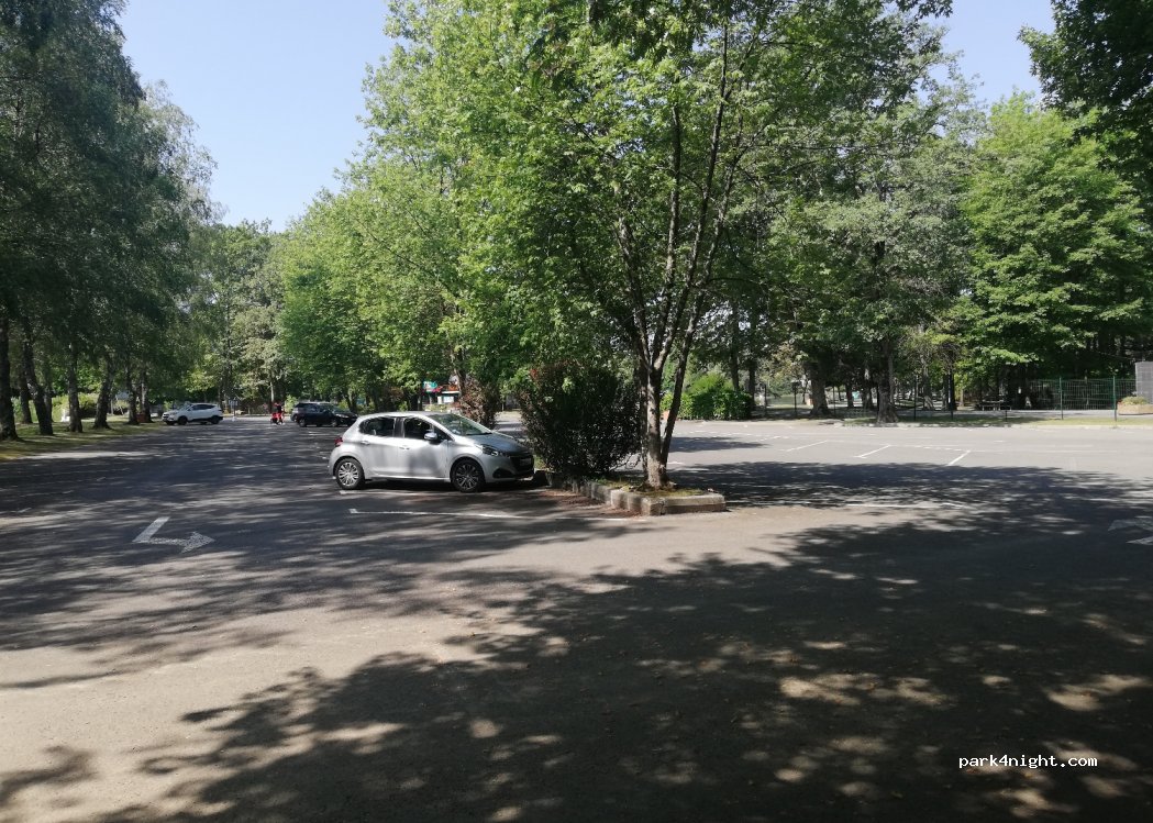 (65300) Lannemezan - Unnamed Road — foto 2