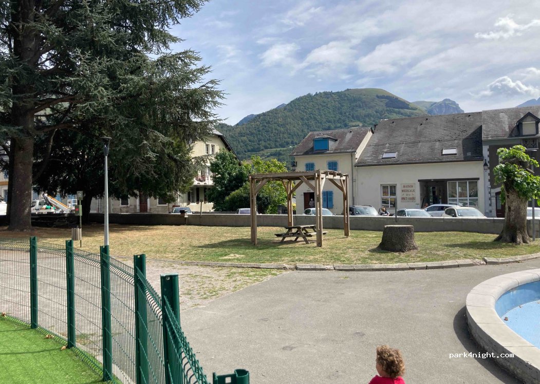 (64440) Laruns - 59 Rue du Port — foto 2