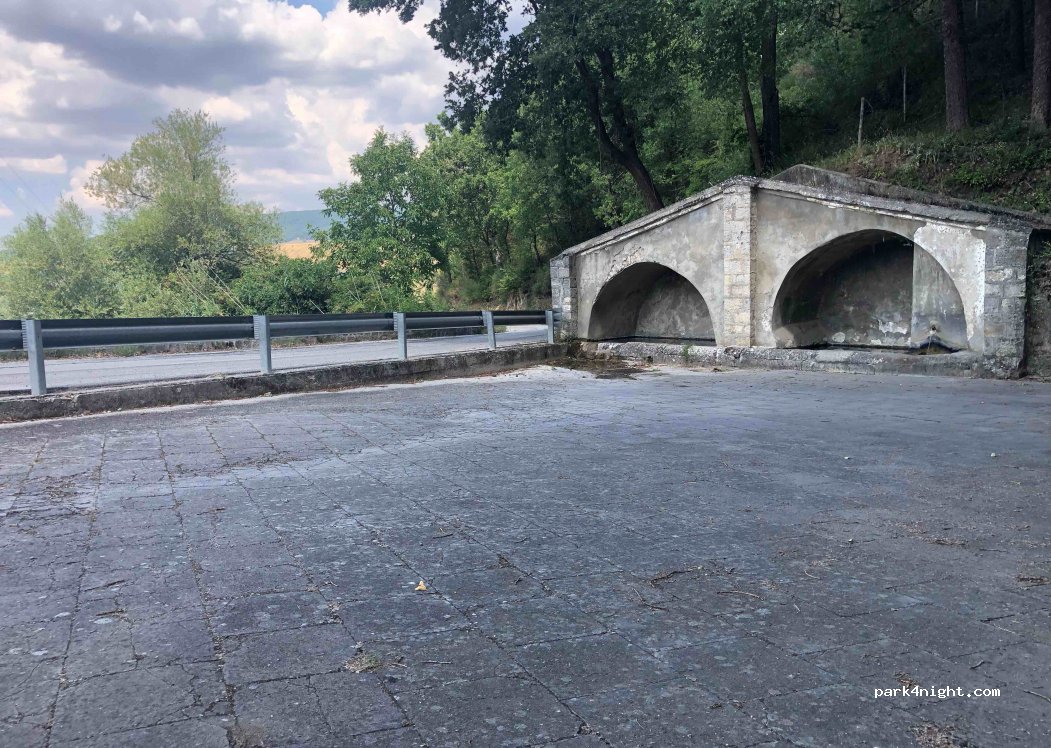 (85018) Trivigno - 110 Strada in Costruzione — foto