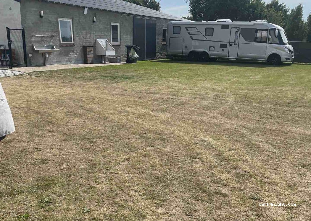 Camperplaats Hoek — foto