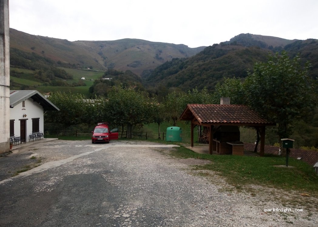 (31660) Valcarlos - 18 Calle Elizaldea — foto