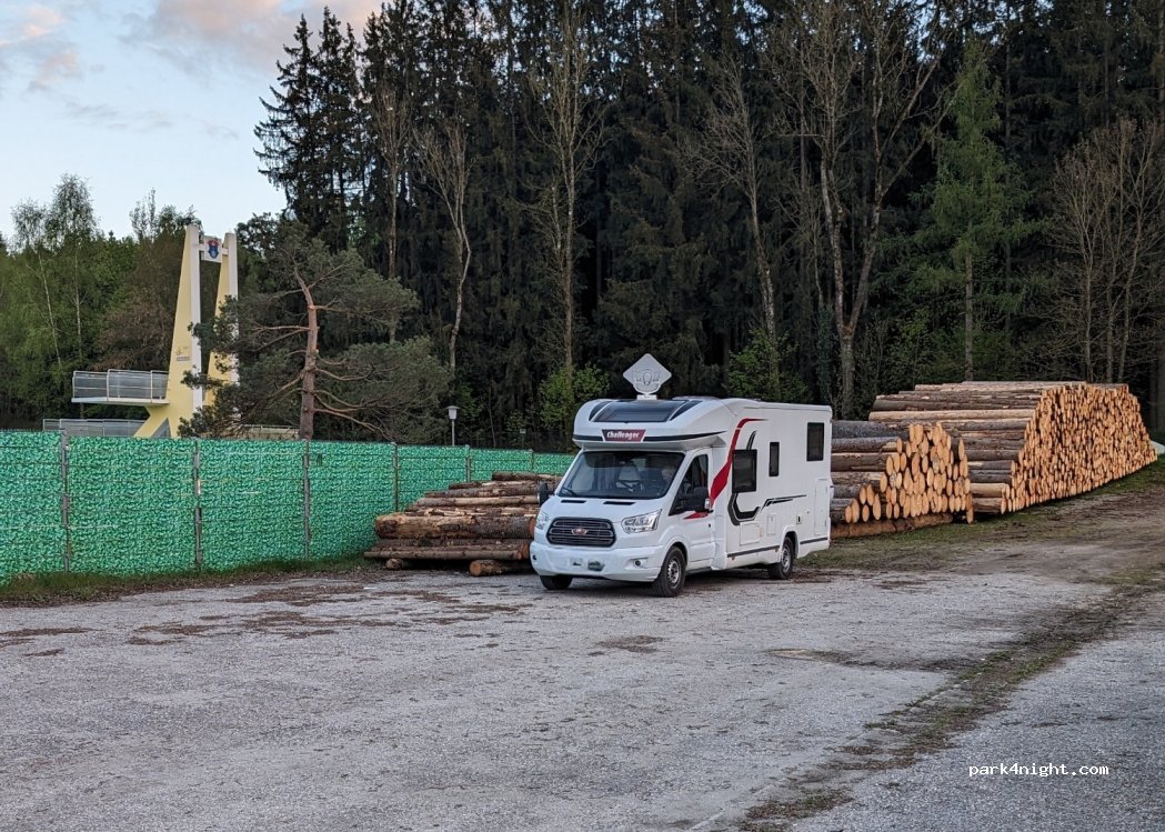 (84416) Taufkirchen - Unnamed Road — foto 3