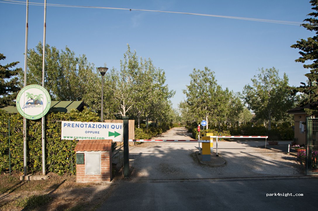 Camperoasi Area Sosta Camper — foto