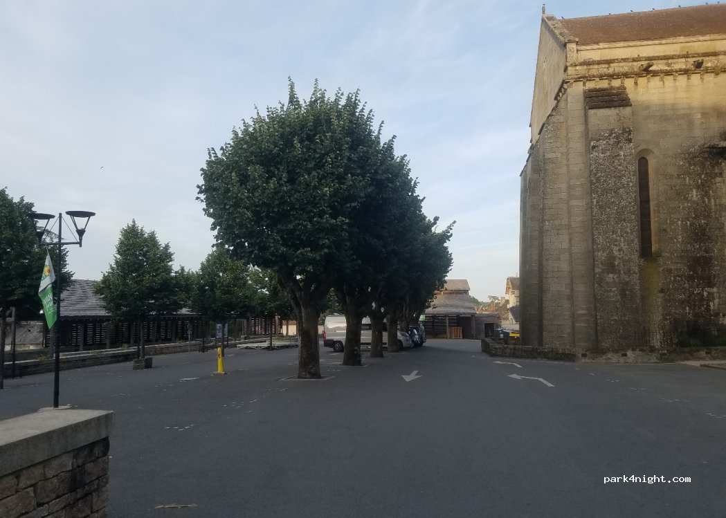 (23300) La Souterraine - 44 Rue de la Font aux Moines — foto