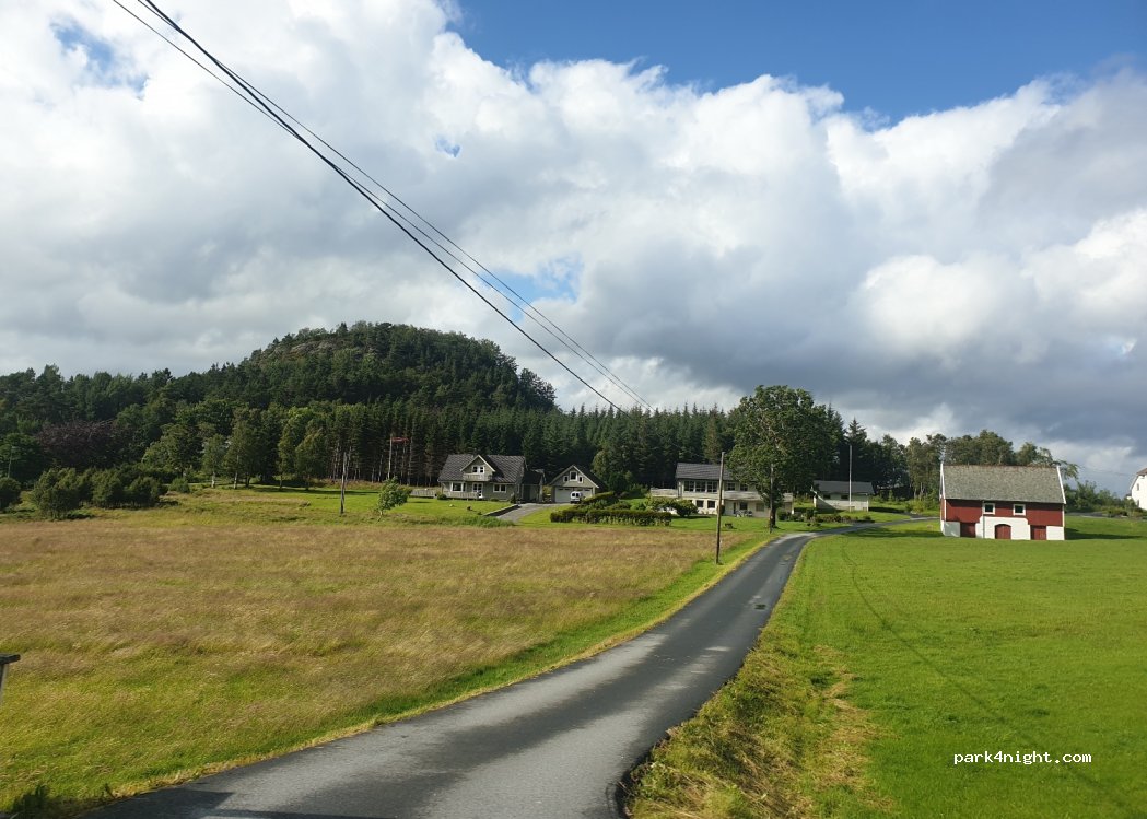 (6076) Moltustranda - 401 Sekundær Fylkesveg 10 — foto