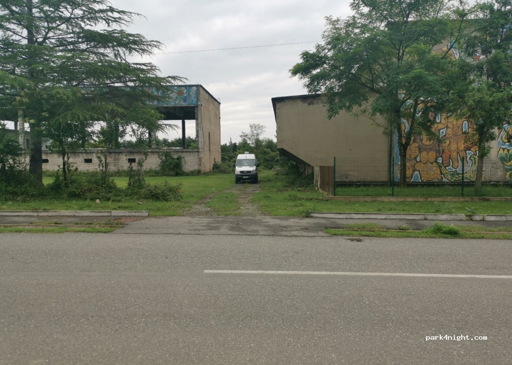 (HWMH+JJG) Zeda Etseri - Unnamed Road — foto