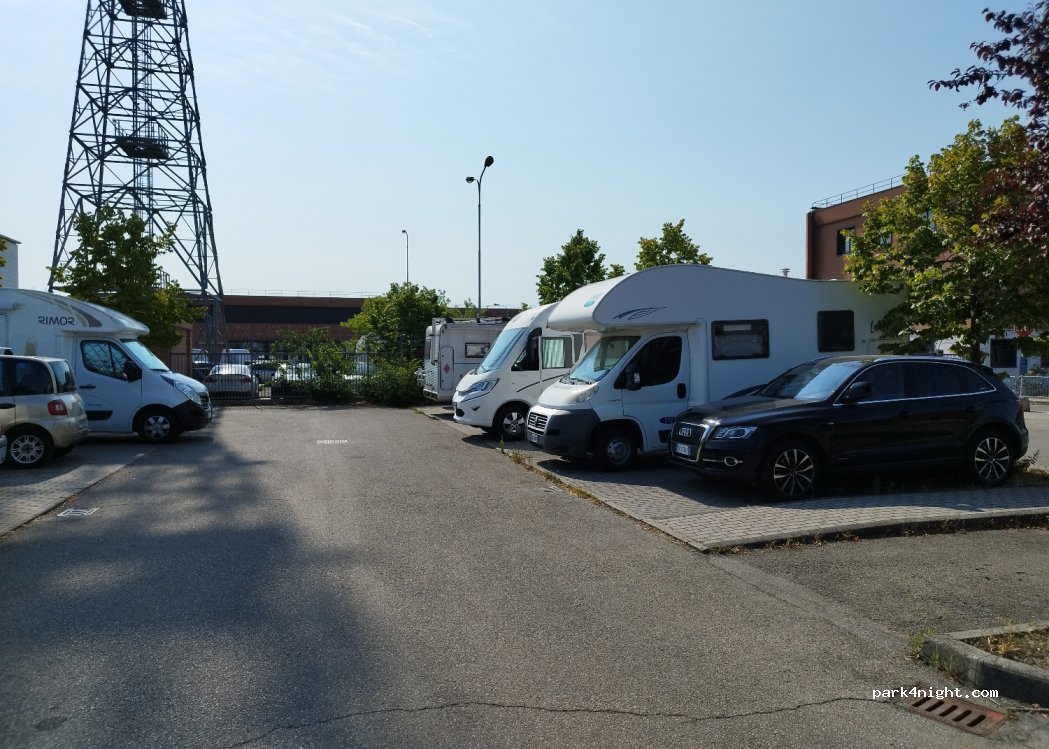 (41122) Modena - 137 Via Divisione Acqui — foto