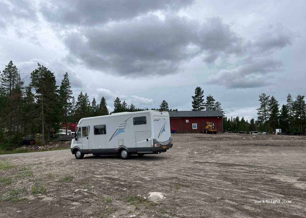 (916 91) Bjurholm - Unnamed Road — foto 2