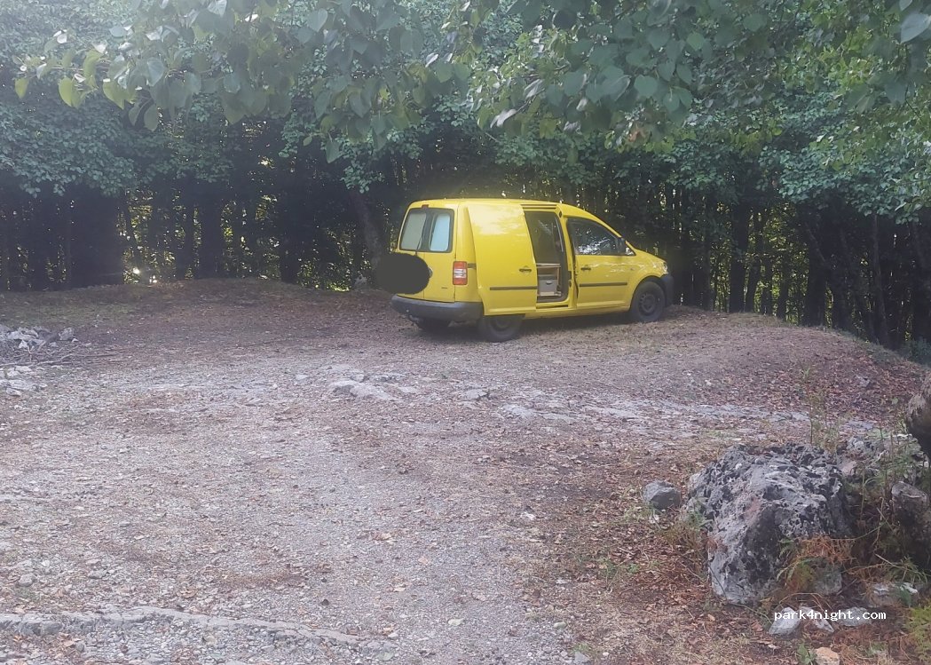 (80050) Pimonte - Unnamed Road — foto