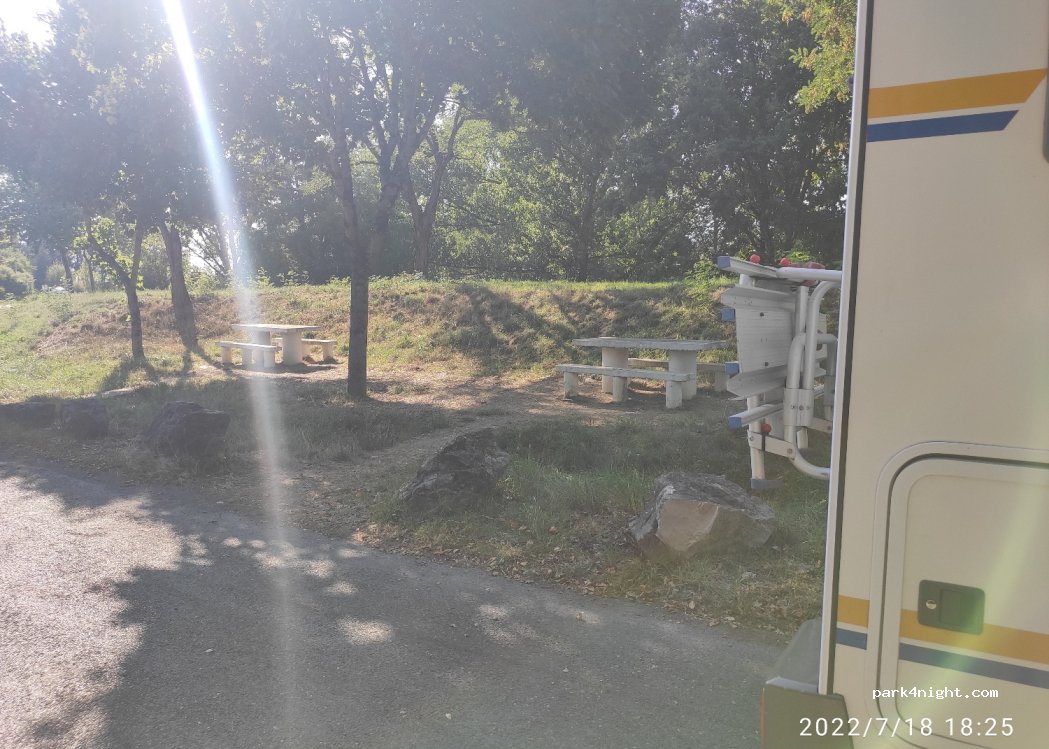 (81310) Lisle-sur-Tarn - Rte de Montauban — foto 2