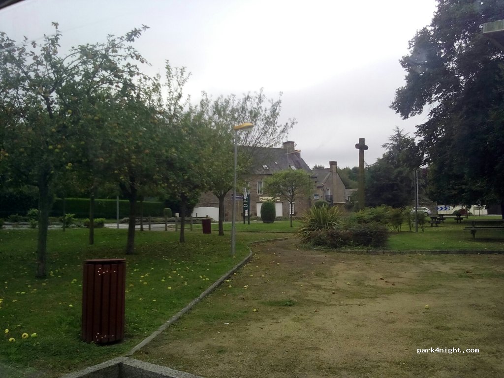 (35560) Antrain - 1 La Gare — foto 3