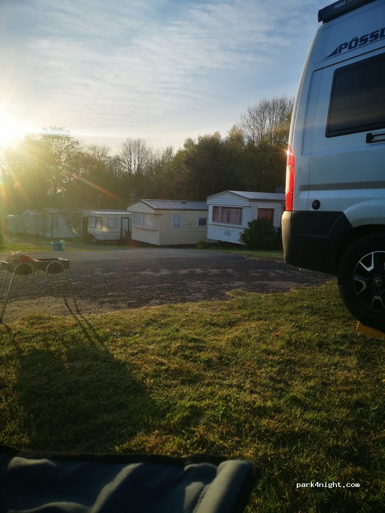 Netherdale Caravan & Camping Park — foto 2