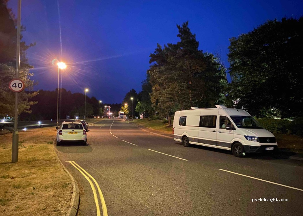 (PO15 7AW) Whiteley - Parkway — foto