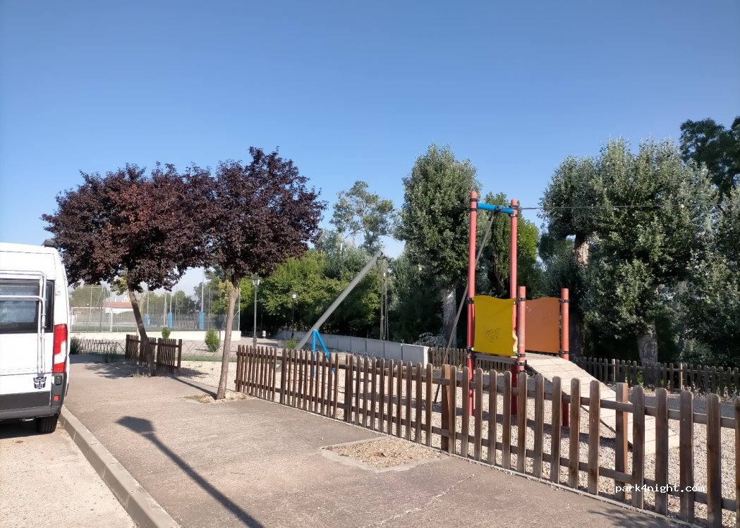 (09491) Fresnillo de las Dueñas - 9 Calle San Sebastian — foto