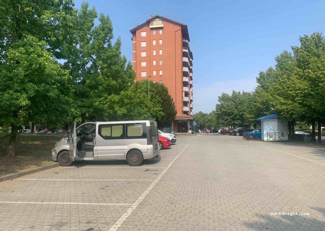(10098) Rivoli - 25 Via Ticino — foto