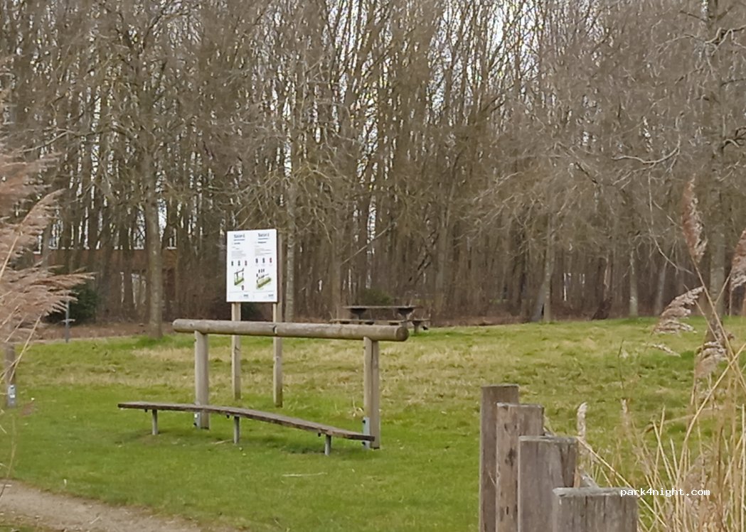 (8400) Oostende - Sportparklaan — foto 4