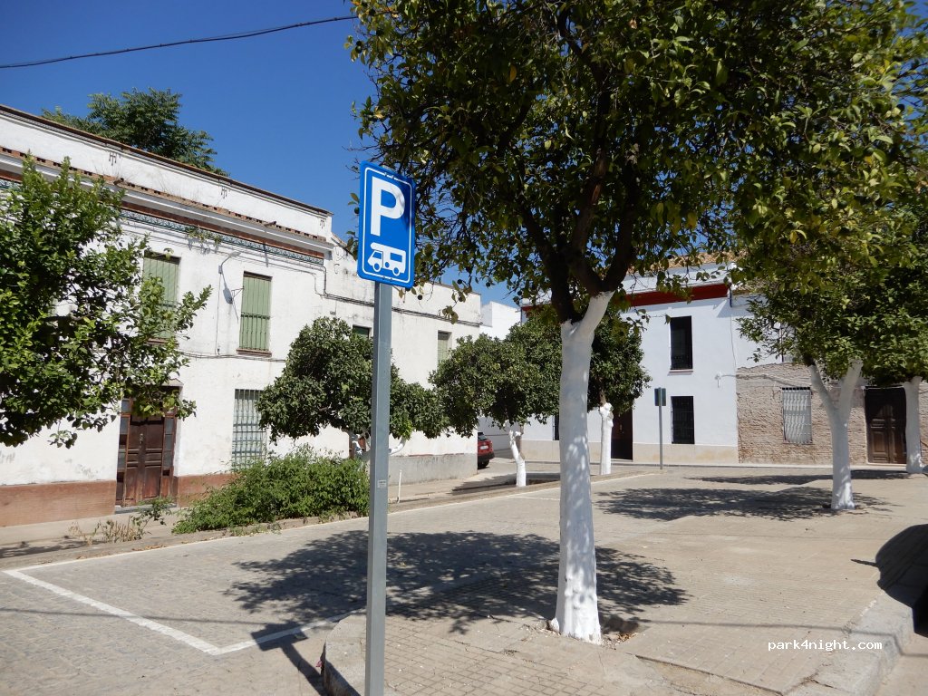 (41470) Peñaflor - 86 Calle Juan Carlos I — foto 2
