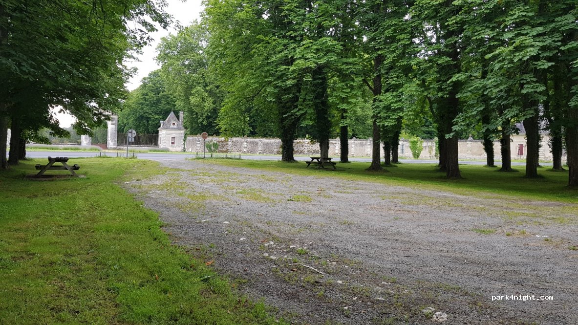 (37120) Richelieu - 9 Route de Châtellerault — foto 3
