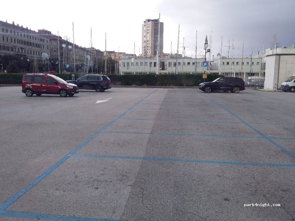 () Trieste - 734 Riva Tommaso Gulli — foto 3
