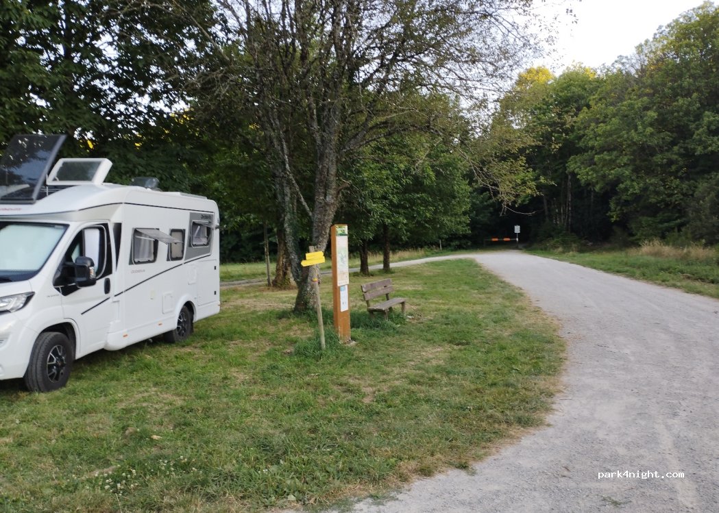 (23320) Saint-Vaury - — foto