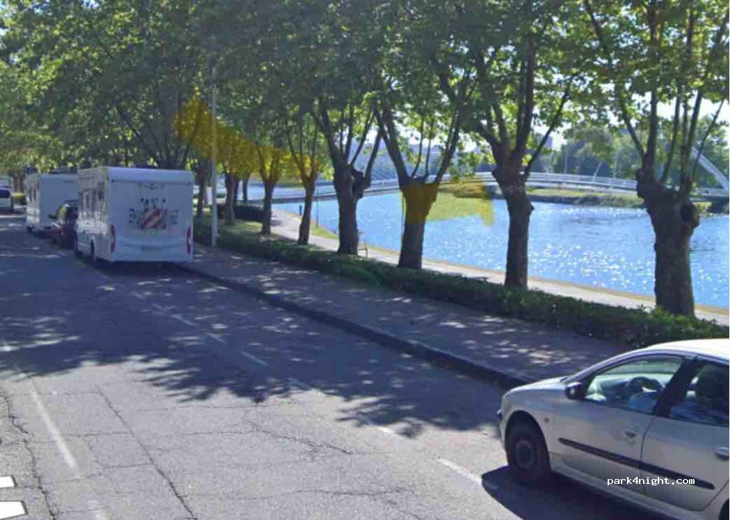 (36002) Pontevedra - 76 Avenida de Bos Aires — foto 3