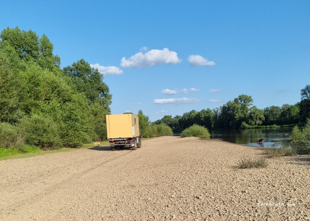 (58240) Fleury-sur-Loire - — foto 4