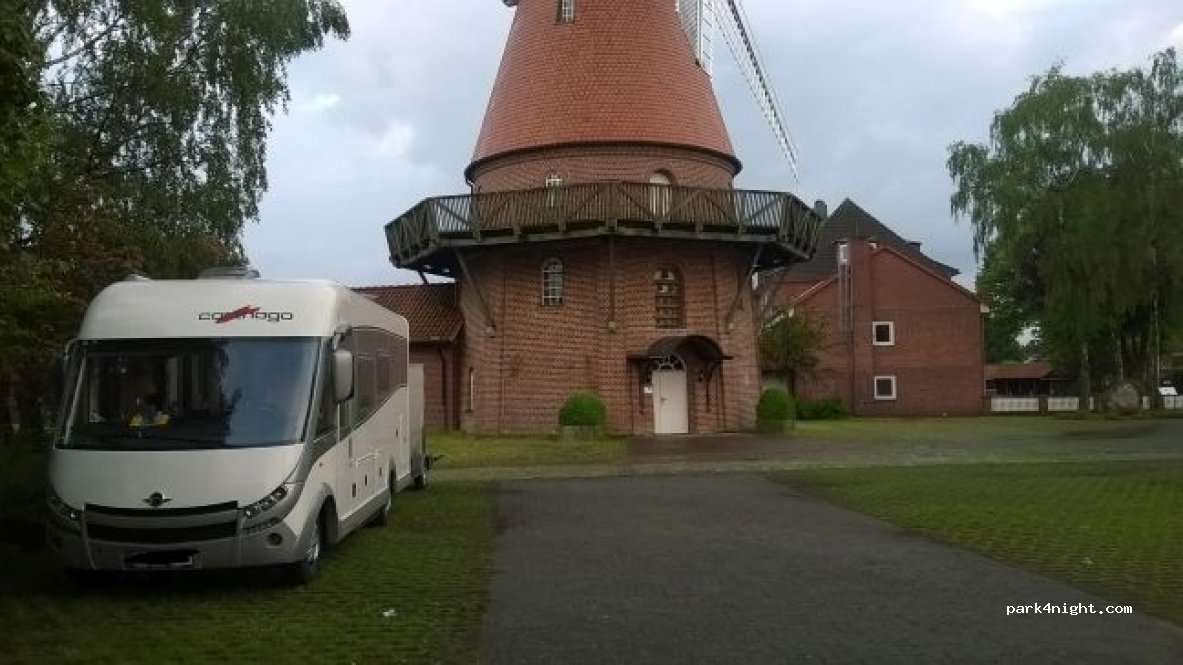 (31628) Landesbergen - 1 Mühlenplatz — foto