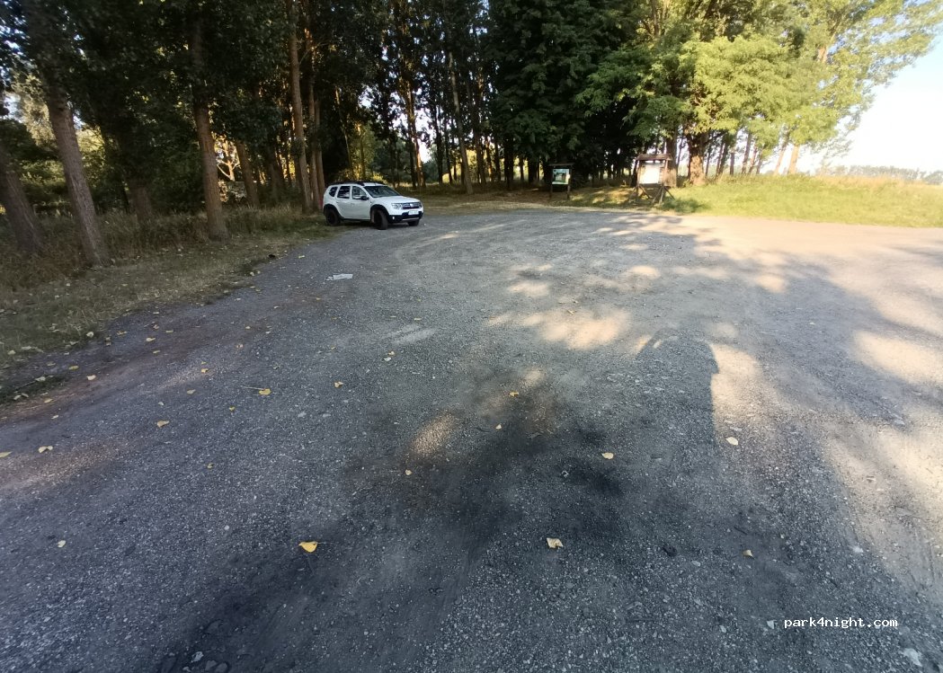 (076 84) Leles - Blatná — foto