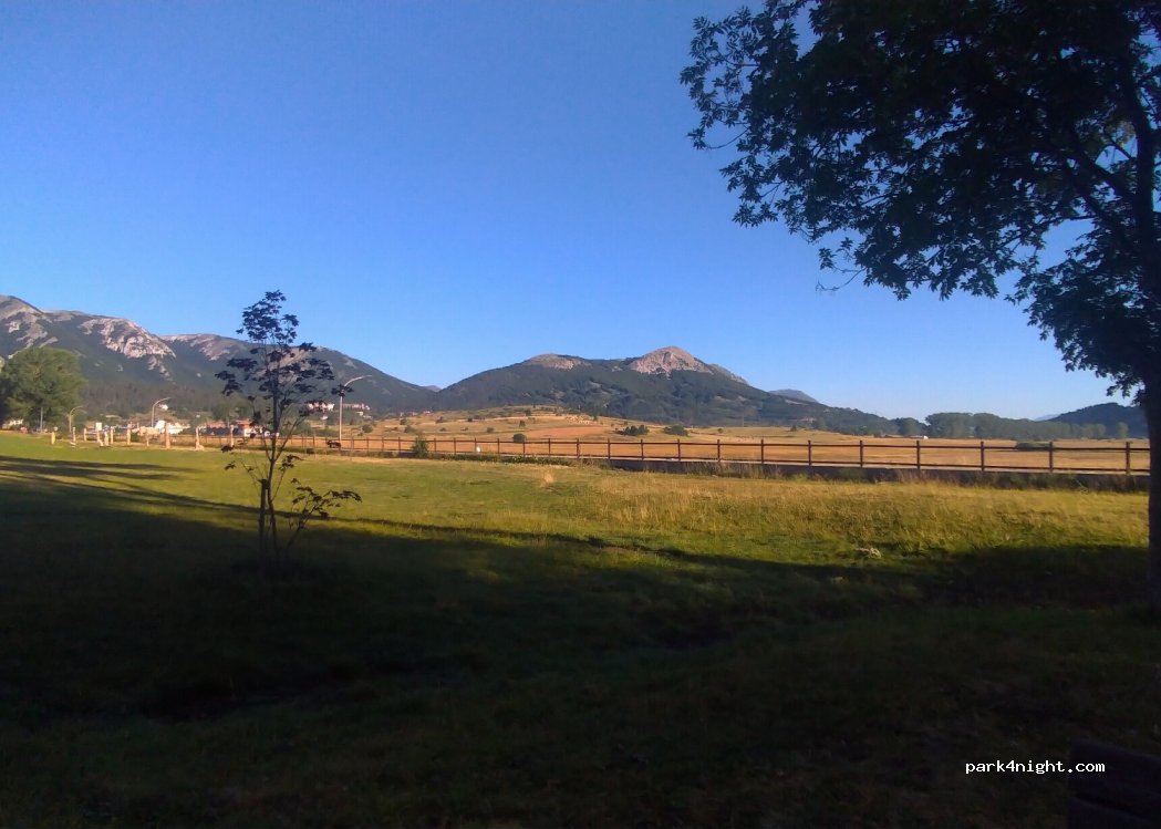 (67046) Ovindoli - Via della Fonte — foto