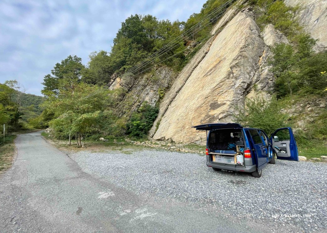 (16026) Montoggio - Unnamed Road — foto