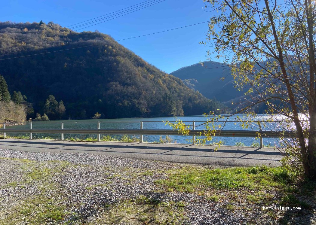 (16026) Montoggio - Unnamed Road — foto 2