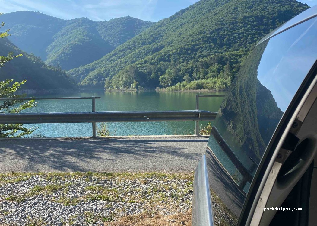 (16026) Montoggio - Unnamed Road — foto 4