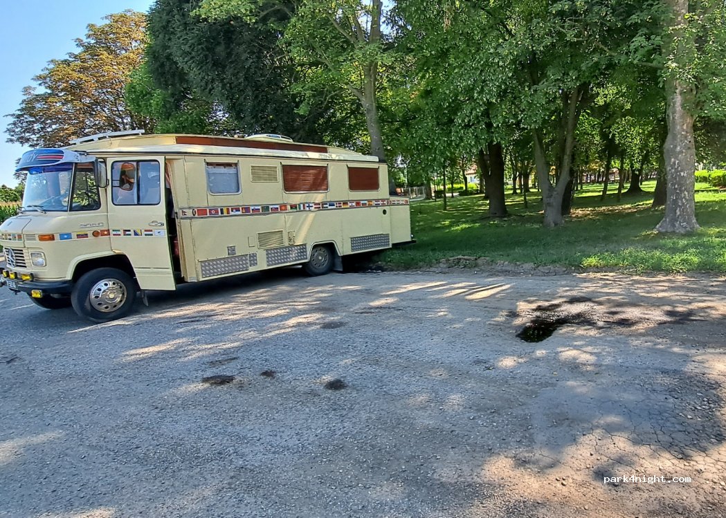 (946 03) Dedina Mládeže - Kpt Nalepku — foto