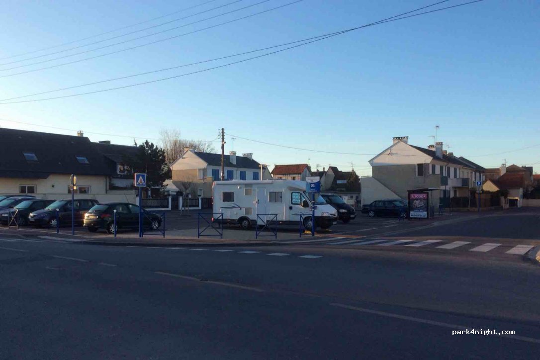 (14830) Langrune-sur-Mer - 6 Rue du Colonel Pierre Harivel — foto 3