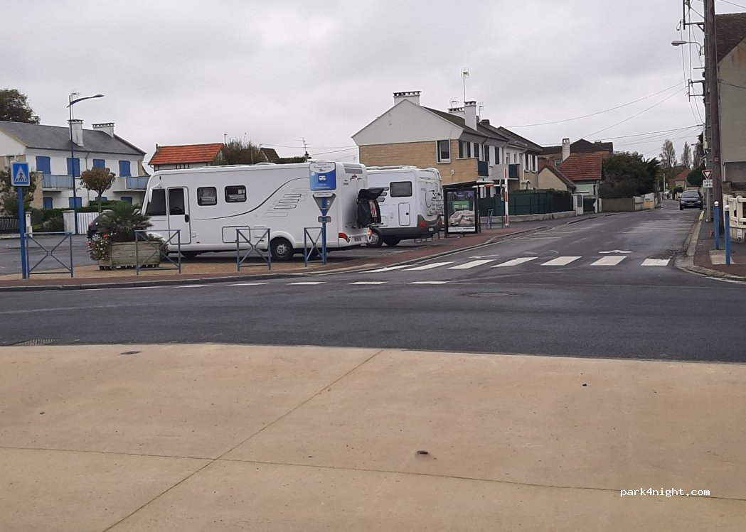 (14830) Langrune-sur-Mer - 6 Rue du Colonel Pierre Harivel — foto 5